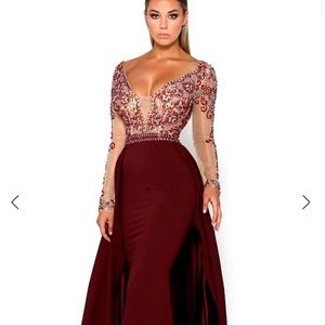 Portia and Scarlett Embellished V Neck dress with overskirt! Plum! Size 0.